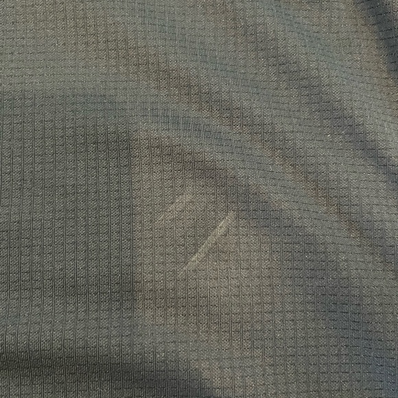 Cutter & Buck men’s large golf shirt(s) - Picture 12 of 13